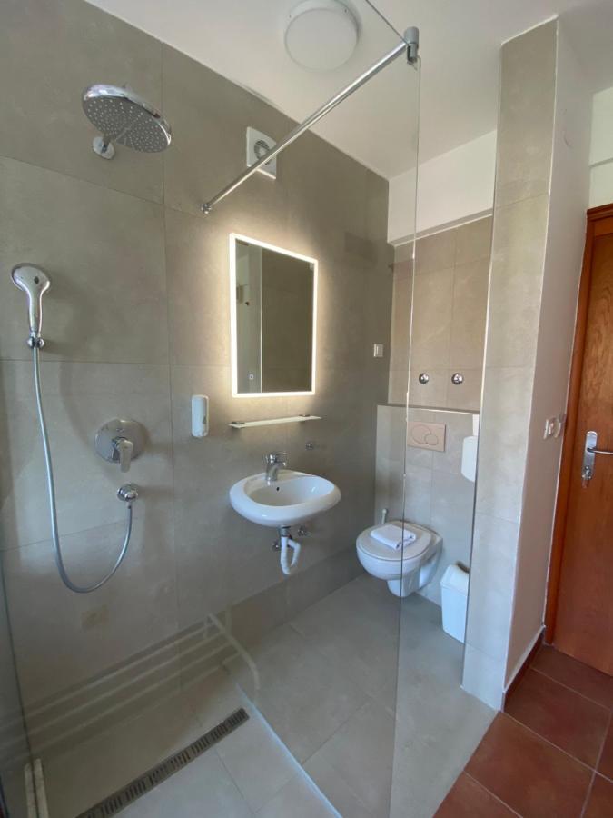 So Rooms City Centre Budva Exterior photo