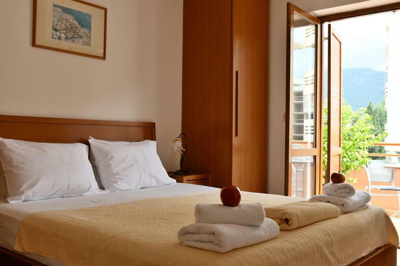 So Rooms City Centre Budva Exterior photo