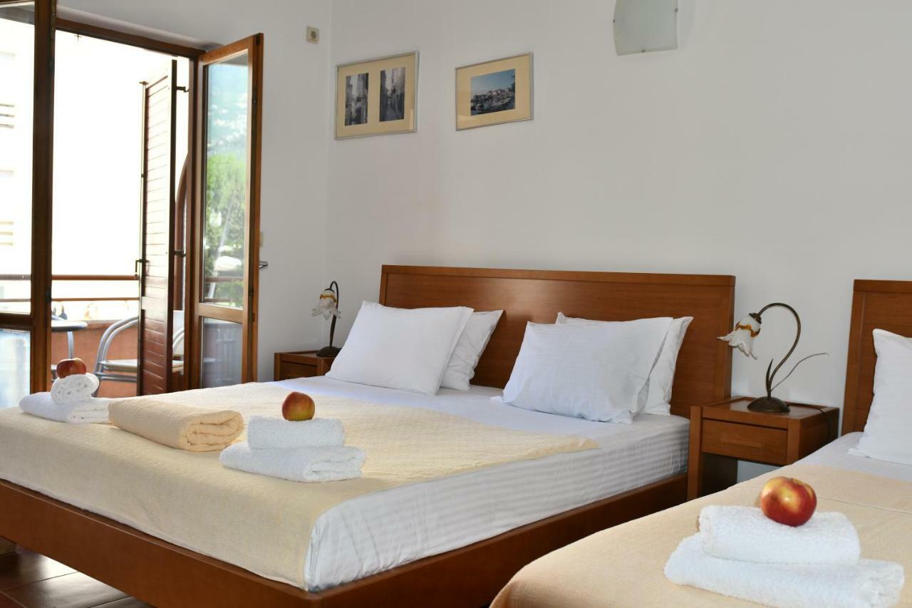 So Rooms City Centre Budva Exterior photo